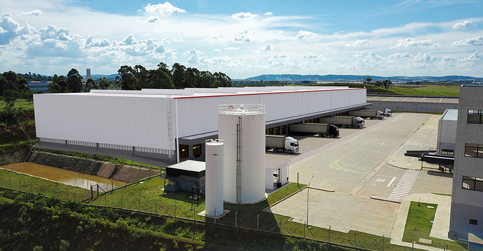 Construção da Fase 2 do condomínio logístico Joate Park em andamento.