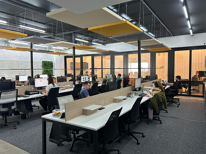 Equipe MMJ Consulting no escritório