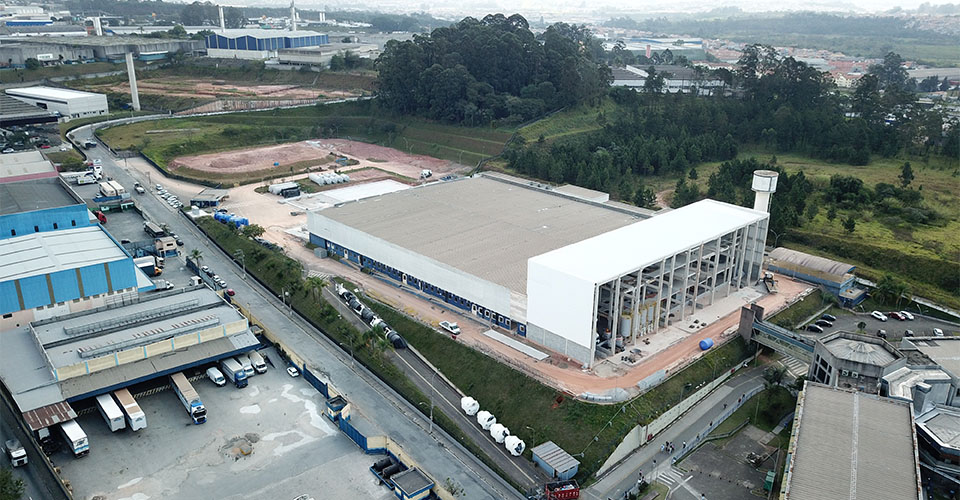 Construção do retrofit do galpão industrial da Futura Tintas em Guarulhos.